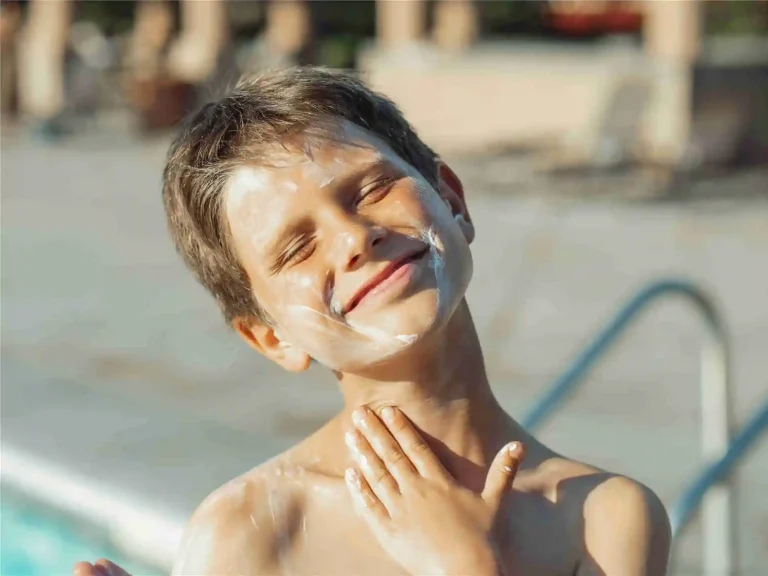 How to Choose Sunscreen to Prevent Tanning for Children?